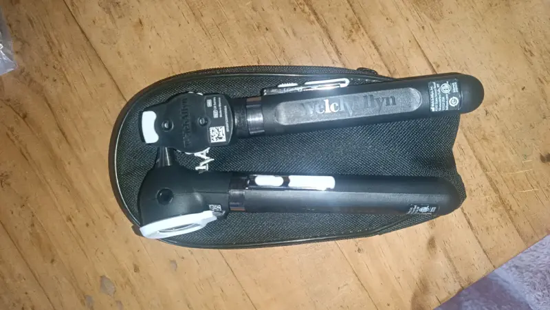Equipo de diagnóstico Welch Allyn LED - 2