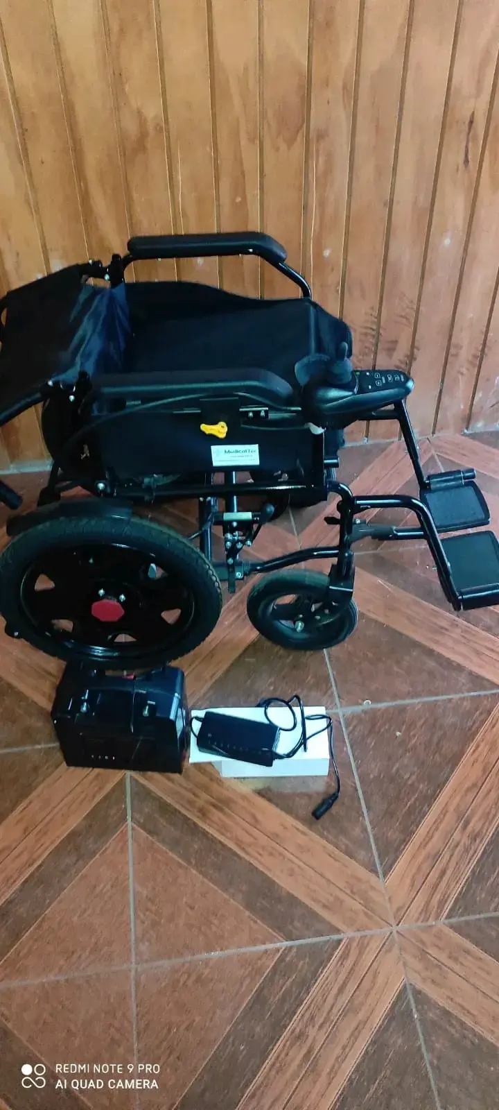 Silla de ruedas eléctrica - 2