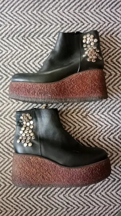 Botines negros con plataforma y tachuela PRÜNEs - miniatura 1
