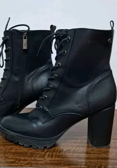 Botines negros de cuero - miniatura 3