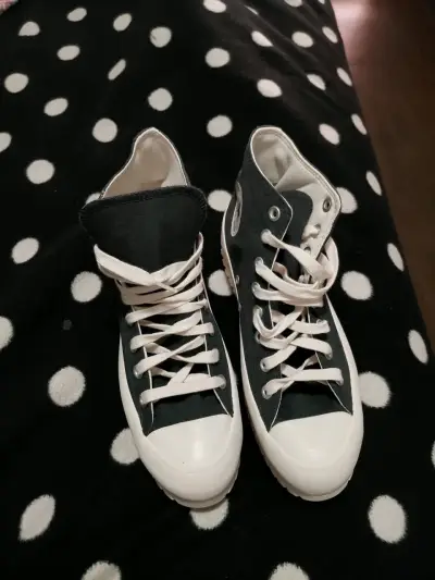 Zapatillas converse nuevas - miniatura 1