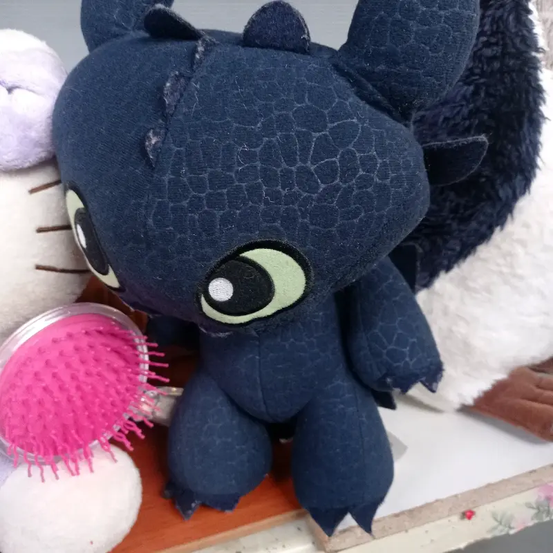 Peluche entrenando mi dragón negro - 1