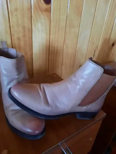 Botines de cuero beige - miniatura 1
