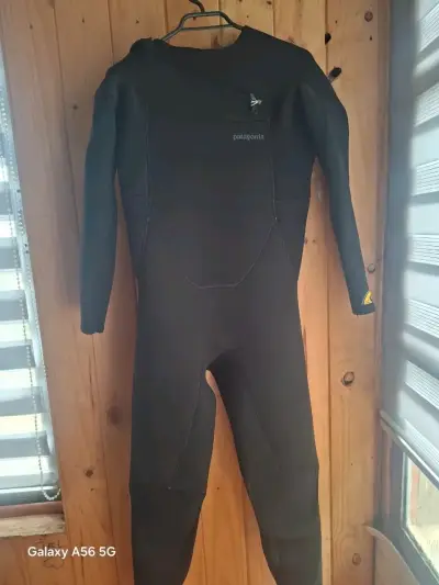 Traje de neopreno negro Patagonia - miniatura 1