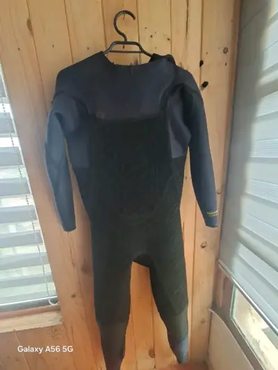 Traje de neopreno negro Patagonia - miniatura 2