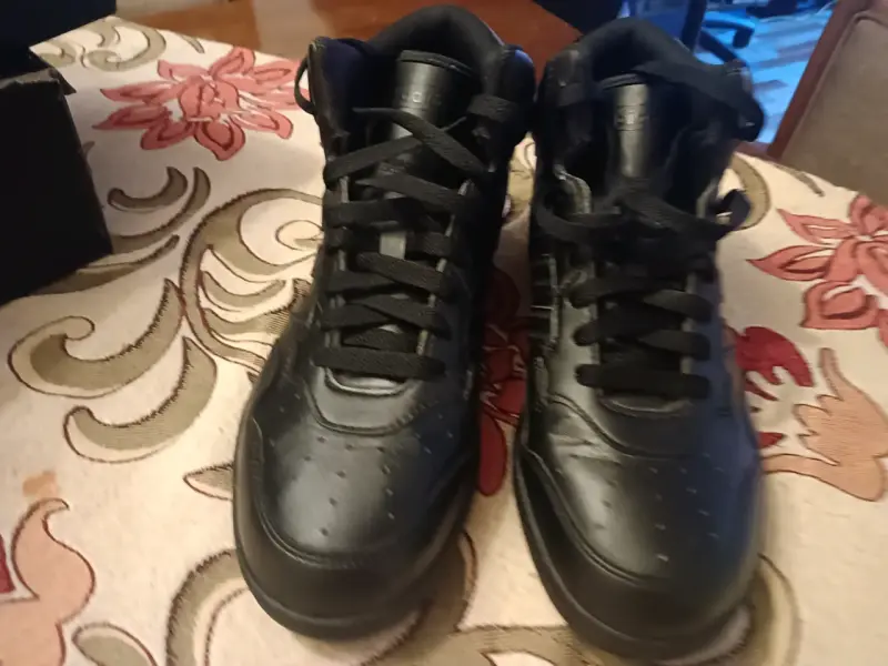 Zapatillas negras deportivas - 3
