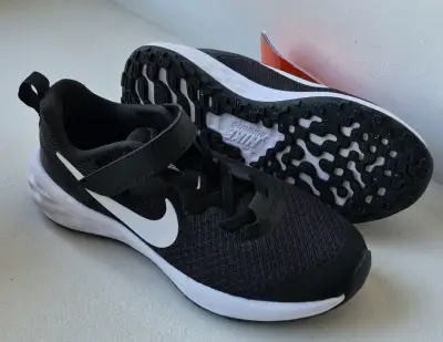 Zapatillas negras Nike T.EUR 28.5 - miniatura 3
