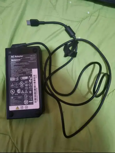 Cargador Lenovo 170W - miniatura 1