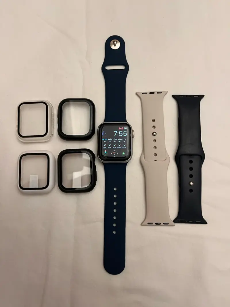 Apple Watch Series 6 GPS 40 mm - 2