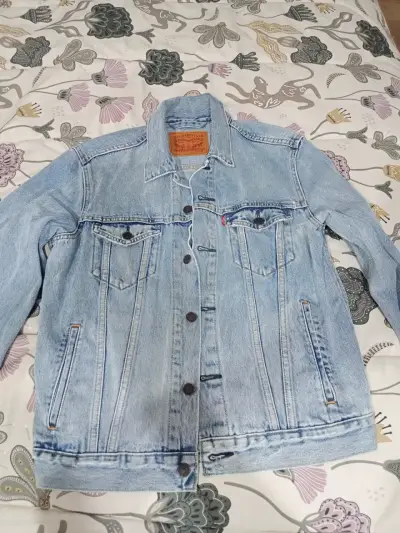 Chaqueta de mezclilla azul clara - miniatura 1