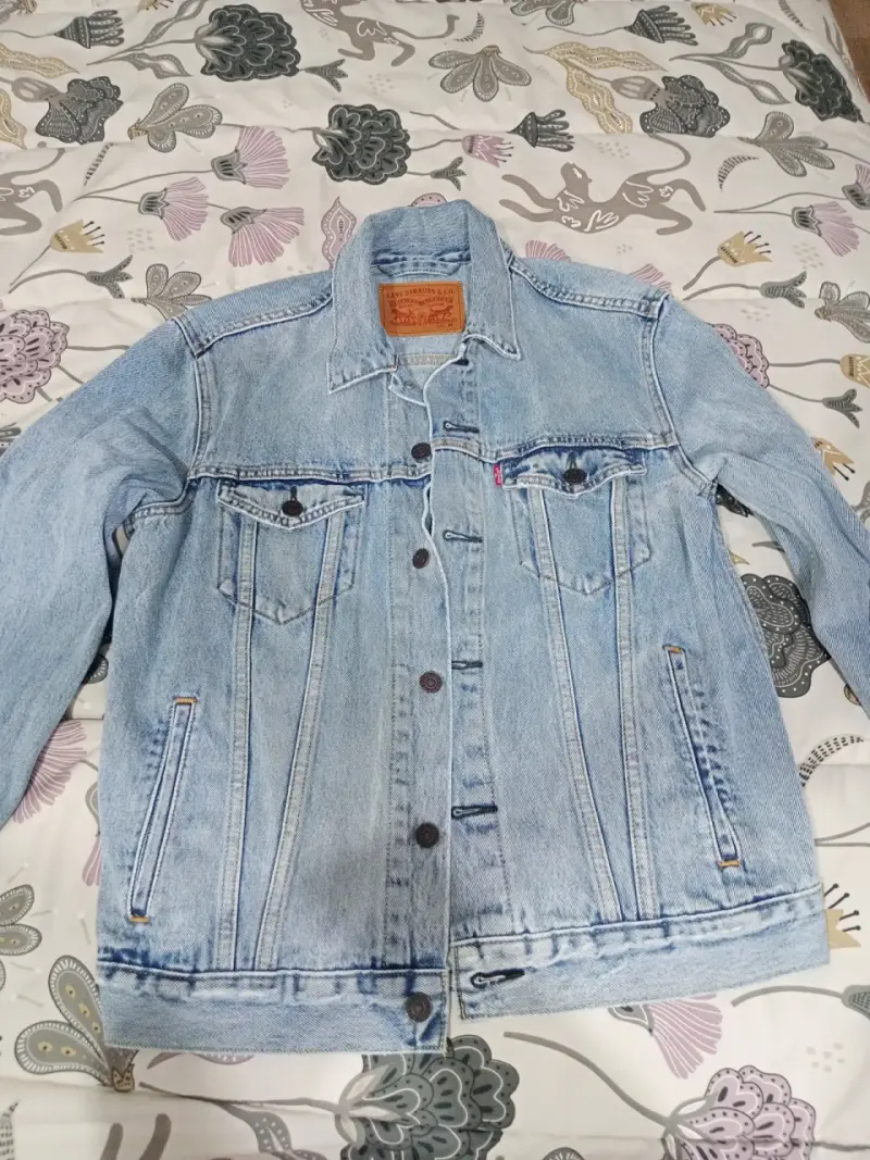 Chaqueta de mezclilla azul clara - 2