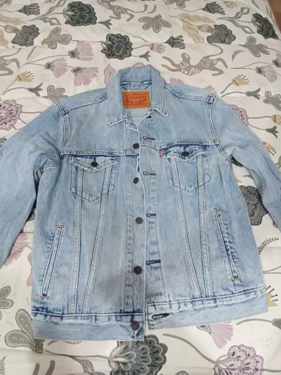 Chaqueta de mezclilla azul clara - miniatura 2