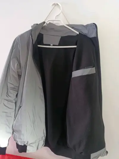 Chaqueta impermeable gris reflectante - miniatura 1