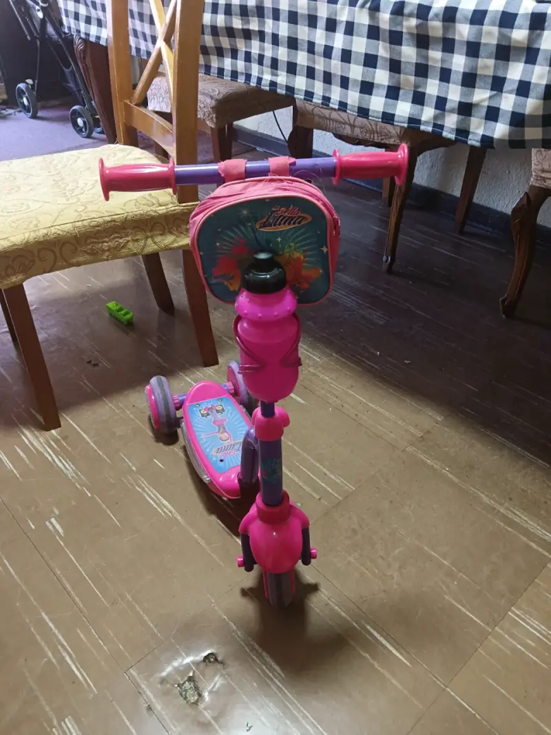 Scooter infantil rosado - 2