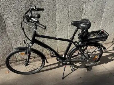 Bicicleta eléctrica negra Enviro - miniatura 1