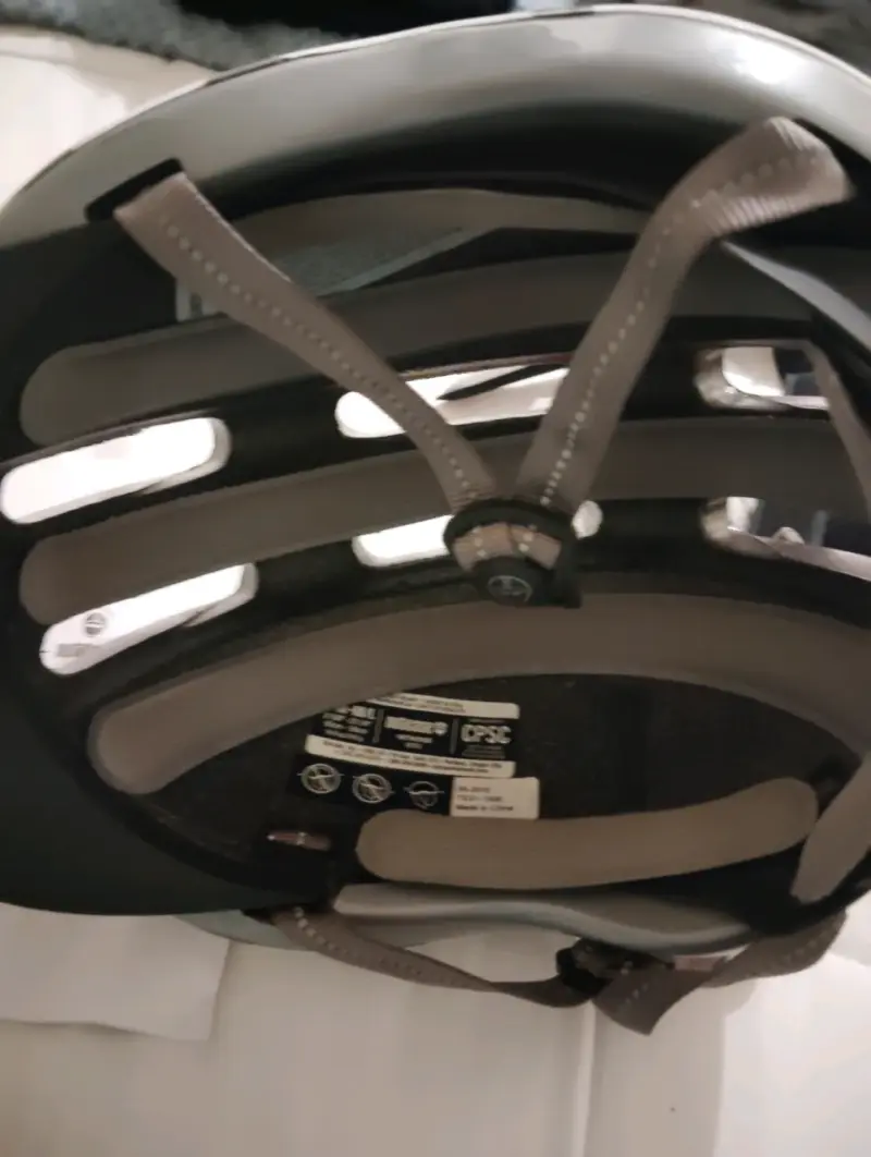 Casco bicicleta Nutcase estrellas - 6