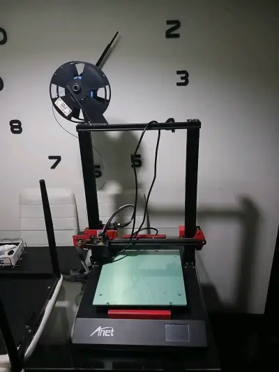 Impresora 3D + 4 Filamentos sellados - miniatura 1