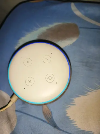 Altavoz inteligente blanco Alexa - miniatura 2