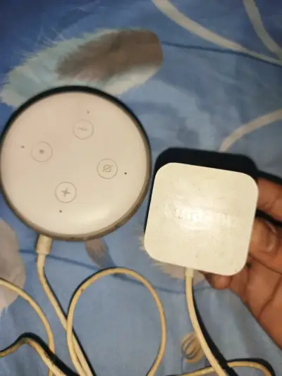 Altavoz inteligente blanco Alexa - miniatura 3
