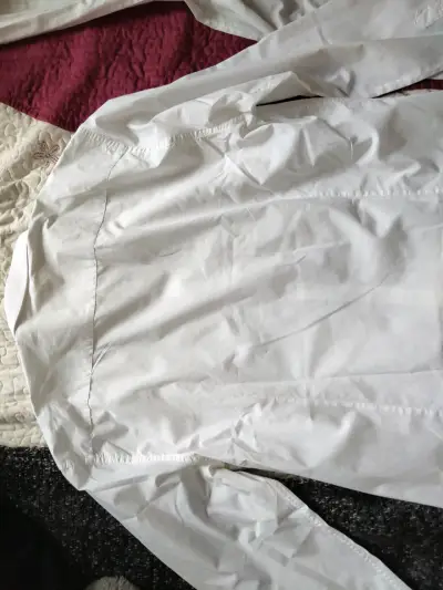Camisa blanca de hombre - miniatura 2