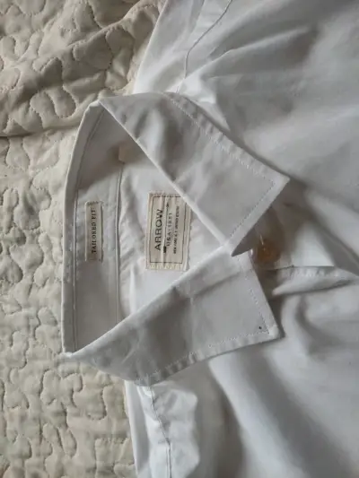 Camisa blanca de hombre - miniatura 3