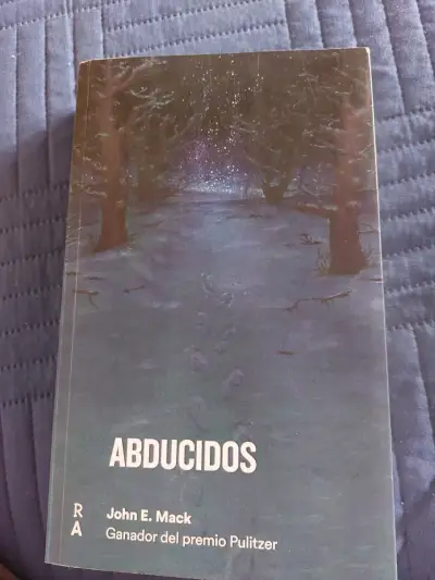 Libro Abducidos de John E. Mack - miniatura 1