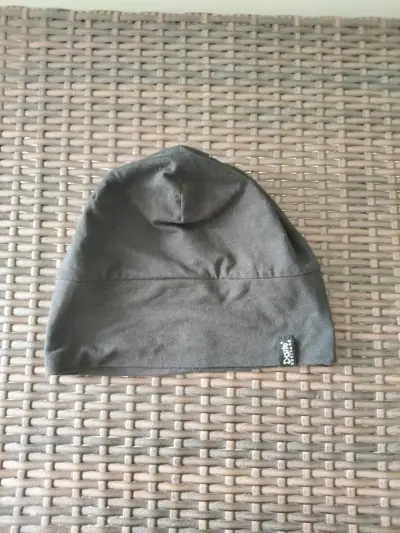 Gorro negro simple - miniatura 1