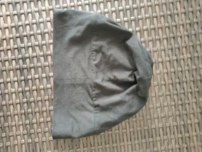 Gorro negro simple - miniatura 3