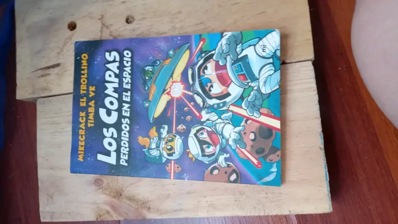 Libro Los Compas Perdidos en el Espacio - 1