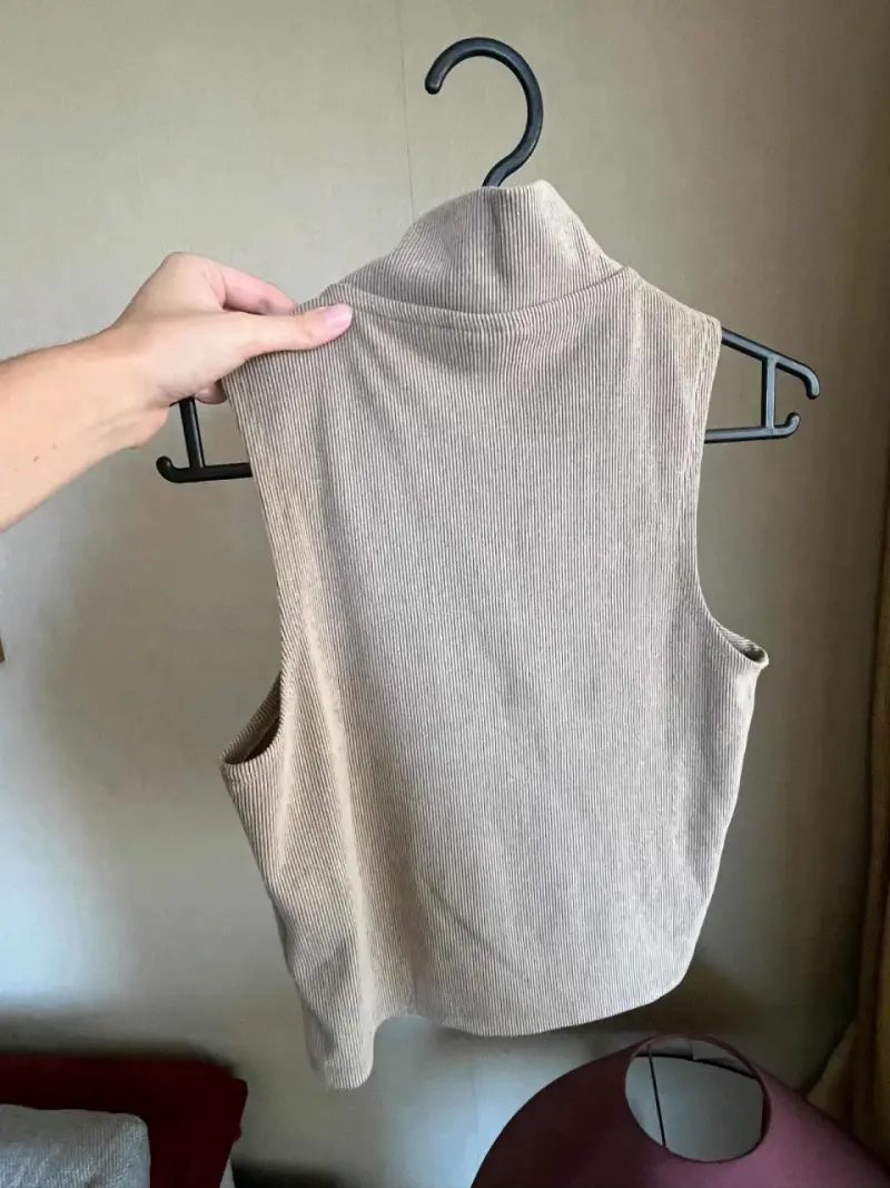 Sweater sin mangas beige - 2