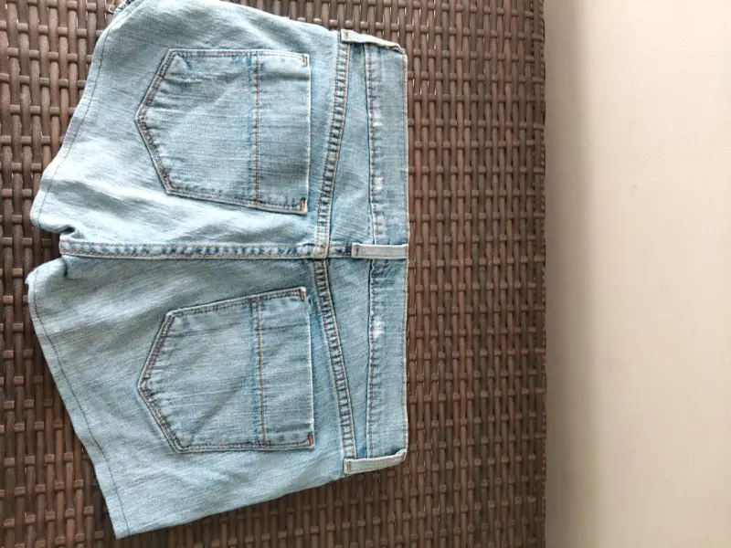 Shorts de mezclilla azul claro - 3