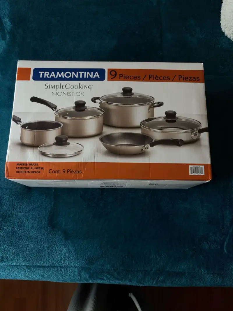 Juego de ollas Tramontina 9 piezas