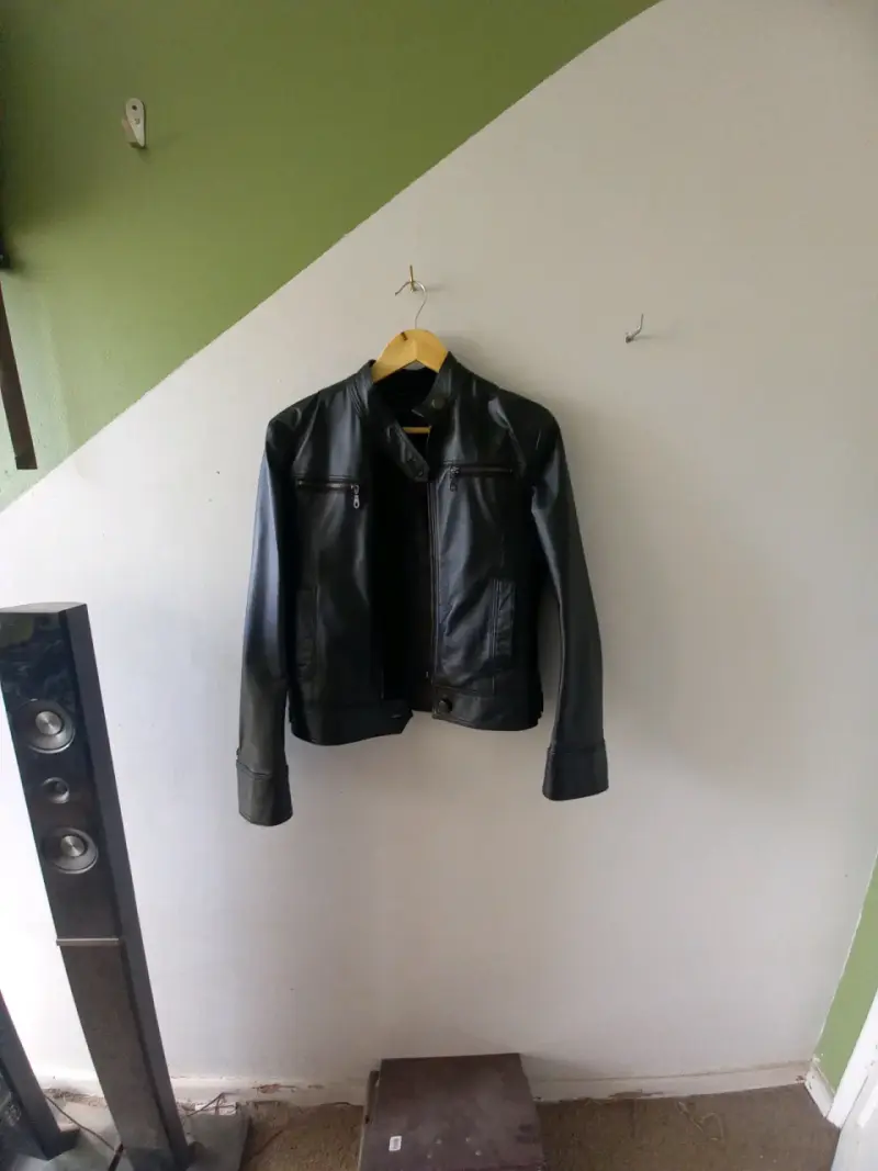 Chaqueta de cuero negra - 2