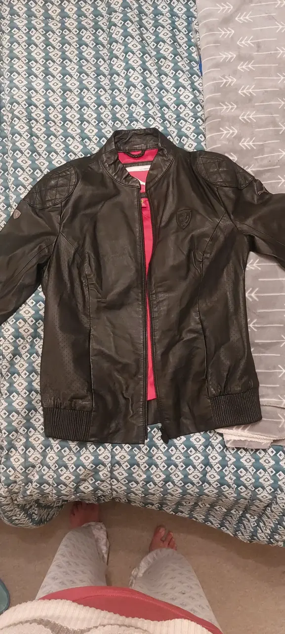 Chaqueta de cuero negra - 5
