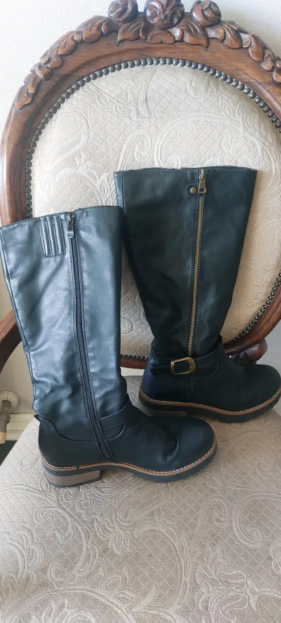 Botas de cuero negras - 2