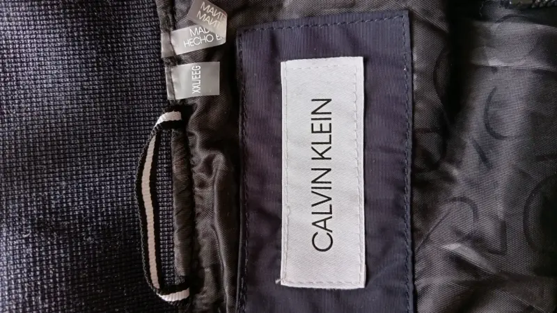 Chaqueta Calvin Klein original XXL - 3