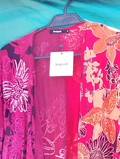 Chaleco floral bordado Desigual - miniatura 3