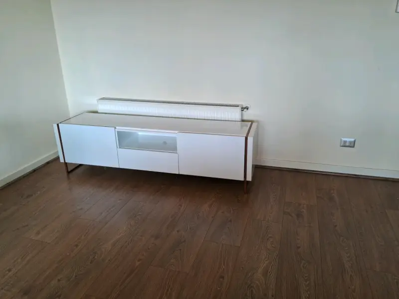 Mueble bajo moderno blanco - 3