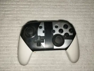 Nintendo Switch usada - miniatura 3