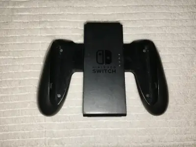 Nintendo Switch usada - miniatura 4