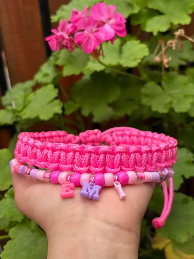 Collar XXSpersonalizada color rosa y ajustable