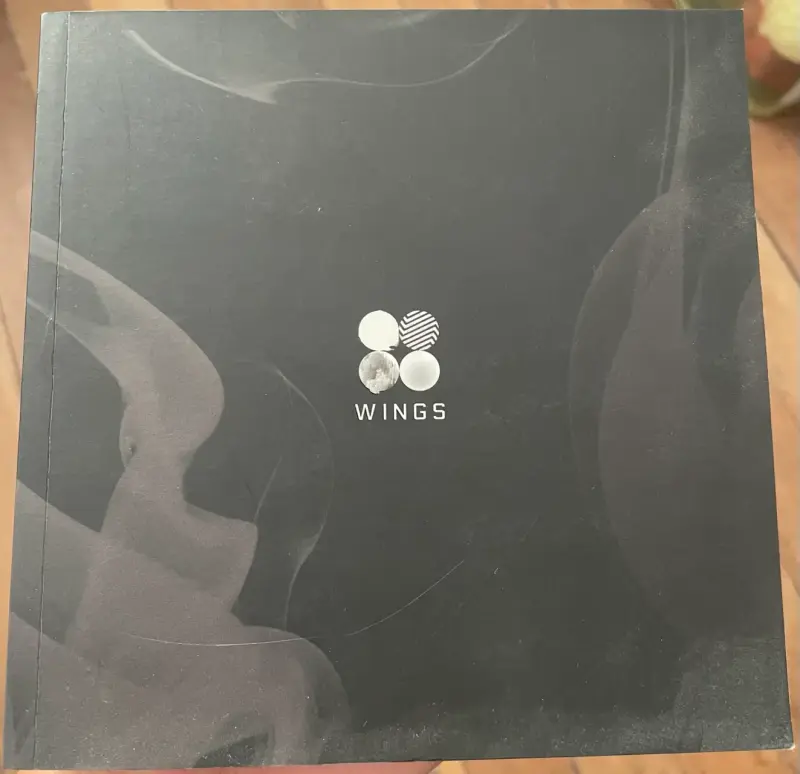 Álbum WINGS versión I