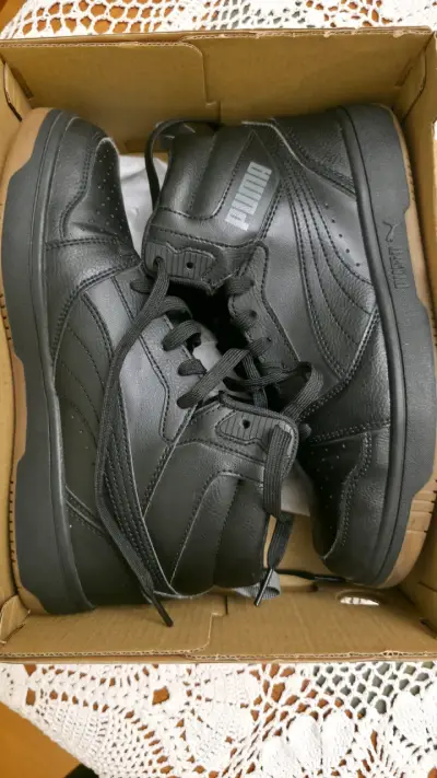 Zapatillas negras Puma - miniatura 3
