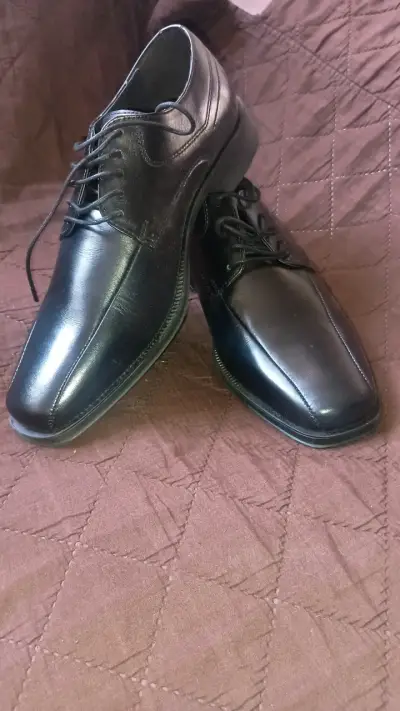 Zapatos de cuero negros para hombre - miniatura 1