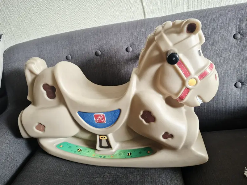 Caballito balancín infantil Step2