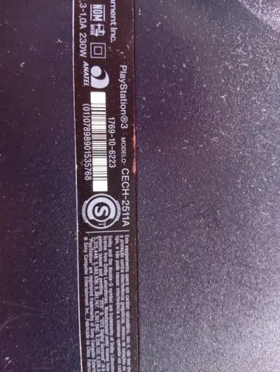 Consola PS3 con control azul - miniatura 3