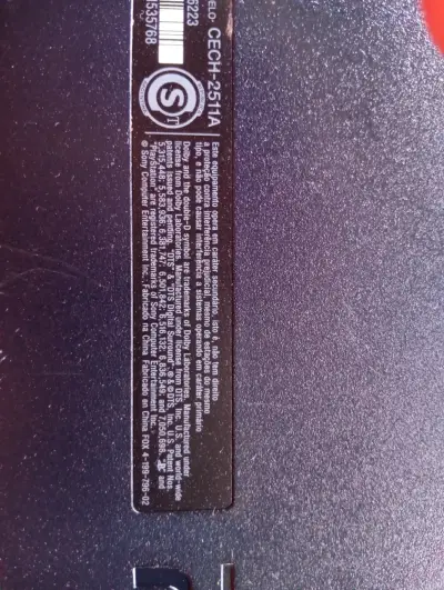 Consola PS3 con control azul - miniatura 4