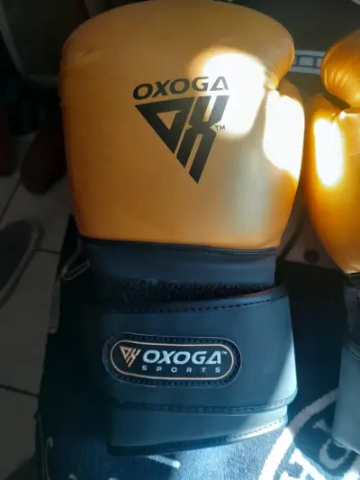 Guantes boxeo Oxoga amarillos - miniatura 2