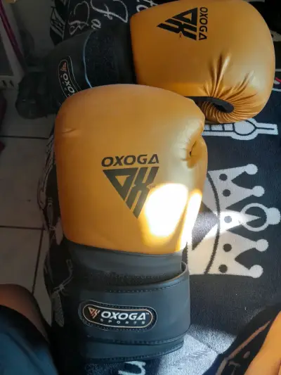 Guantes boxeo Oxoga amarillos - miniatura 3