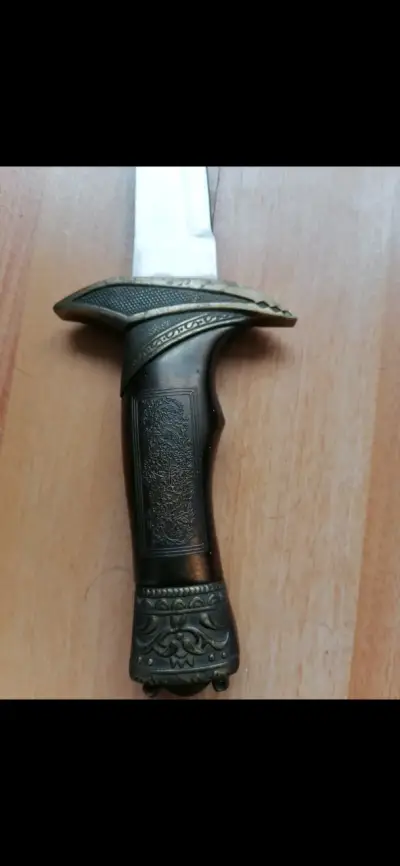 Cuchillo decorativo con funda - miniatura 5